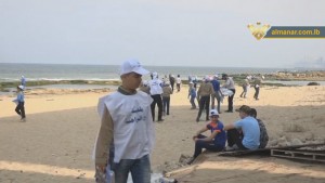 بلدية زوارة تنظم حملة لتنظيف الشواطئ