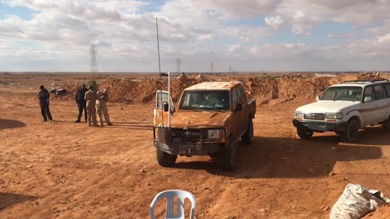 قوات الوفاق ترسل تعزيزات عسكرية إلى أبوقرين